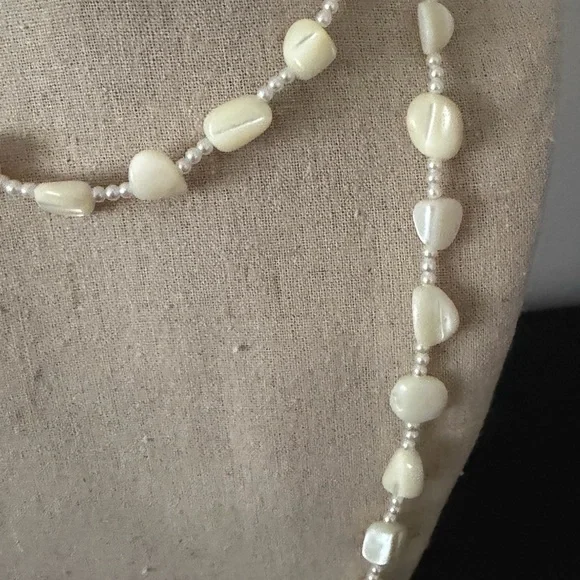 Vintage Mother of Pearls Beaded Long Necklace - Picture 2 of 4